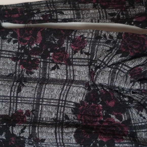 Blouse - Picture 2 of 4